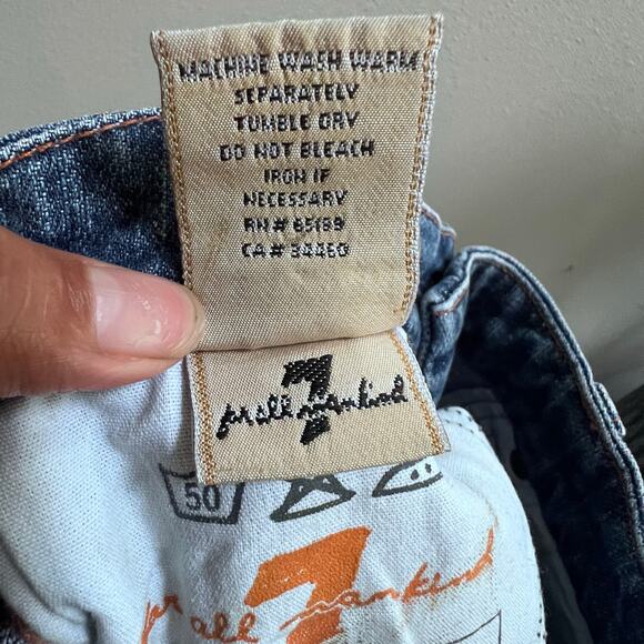 7 For All Mankind Cropped Flared Women's Size 25x23 Mid Rise Jeans Medium Wash - Picture 7 of 8